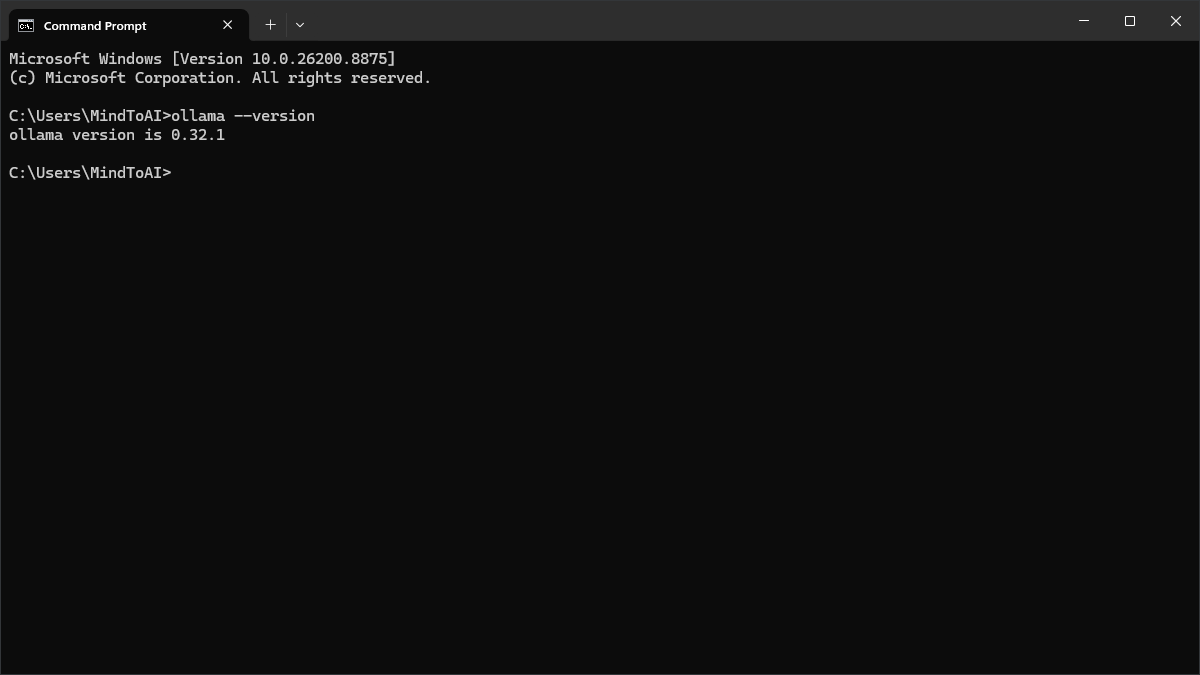 Command Prompt menampilkan versi Ollama yang terpasang menggunakan perintah ollama --version